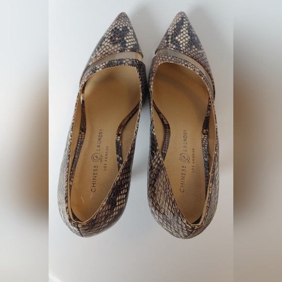 Rayla pointed toe pump - Picture 4 of 13